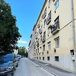 Buda Castle Toldy * Boedapest